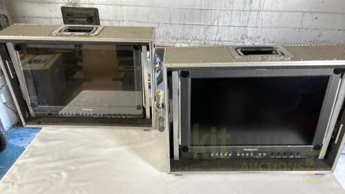 2x PANASONIC 1710 17" LCD MONITOR in flight case (2 units)