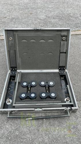 EGRIPMENT FOCUS DOLLY -(Broken flight case carry handle)