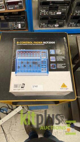 Behringer B-Control Fader BCF2000