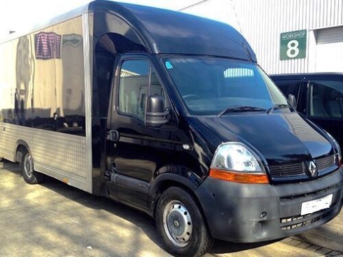 2006 Renault Master Low-loader LL35 LWB with Ramps.