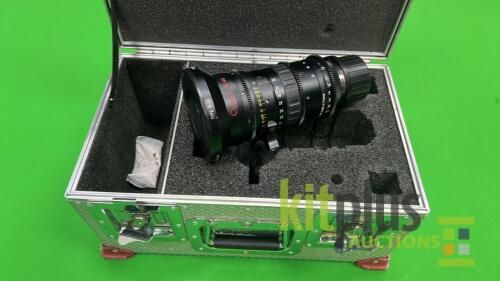 Angenieux Optimo 15-40/T2.6 Film Zoom Lens, PL mount, cased