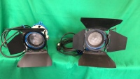2 x Arri 650w lights contained in manufacturers box complete with power cables - 3