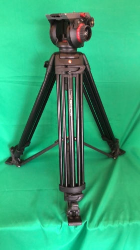 Manfrotto 504 HD Tripod head with legs, floor spreader and pan bar in original carry bag.