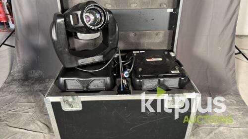 (Qty2) 700W MSR VARI-LITE VL2000 Spot in dual flight case.