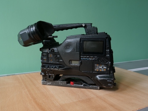 SONY PDW-F800 XDCAM HD422 Camcorder.