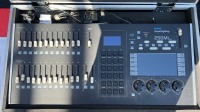 Phillips Strand 250ML lighting desk in flight case - 2