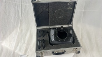 CLWAH-F4,5 Mattebox, with 4 donuts, 2 trays, and french flag in flightcase black corners