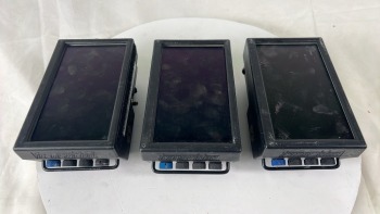 3 x 6.5" 16:9 PAL Rainbow Monitor Superbright Monitor with AB Battery Plate