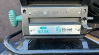 Strand 4/2.5w light unit with a lens kit contained in separate flight case. with Ballast and header cable. - 8