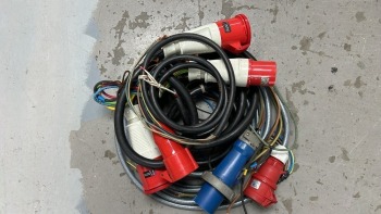 Mixed assorted lot of Three phase and single phase cable complete with connectors