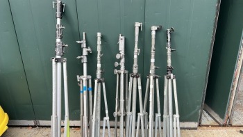 7x assorted Two stage lighting stands