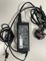 Sony AXS-AR3 memory card reader with PSU - 3