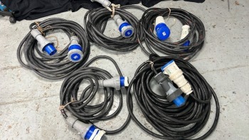 5x Circa 10m leads of 63amp cable