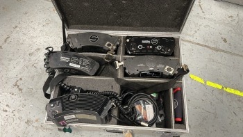 Sachtler SUNGUN reporter kit with 1x Head 200wMSR, Ballast, 2x battery pack, charger, accessories