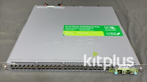 Juniper Networks EX4300-48T Network Switch, 48 Ports, SN: PE3721010276