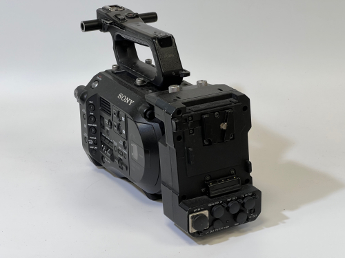 Sony PMW-FS7 4K Camera.