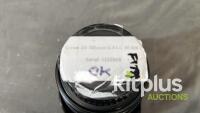 Canon 24-105mm IS (FF) F4.0, EF (FT: 77mm) - 3