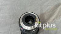 Canon 16-35mm (FF) F2.8, EF (FT: 82mm) - 4