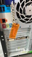VIZRT System with dongle based on HP Z420 Desktop Computer - 3