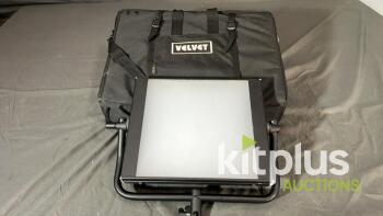 The Light Velvet 1x1 LED Light Panel
